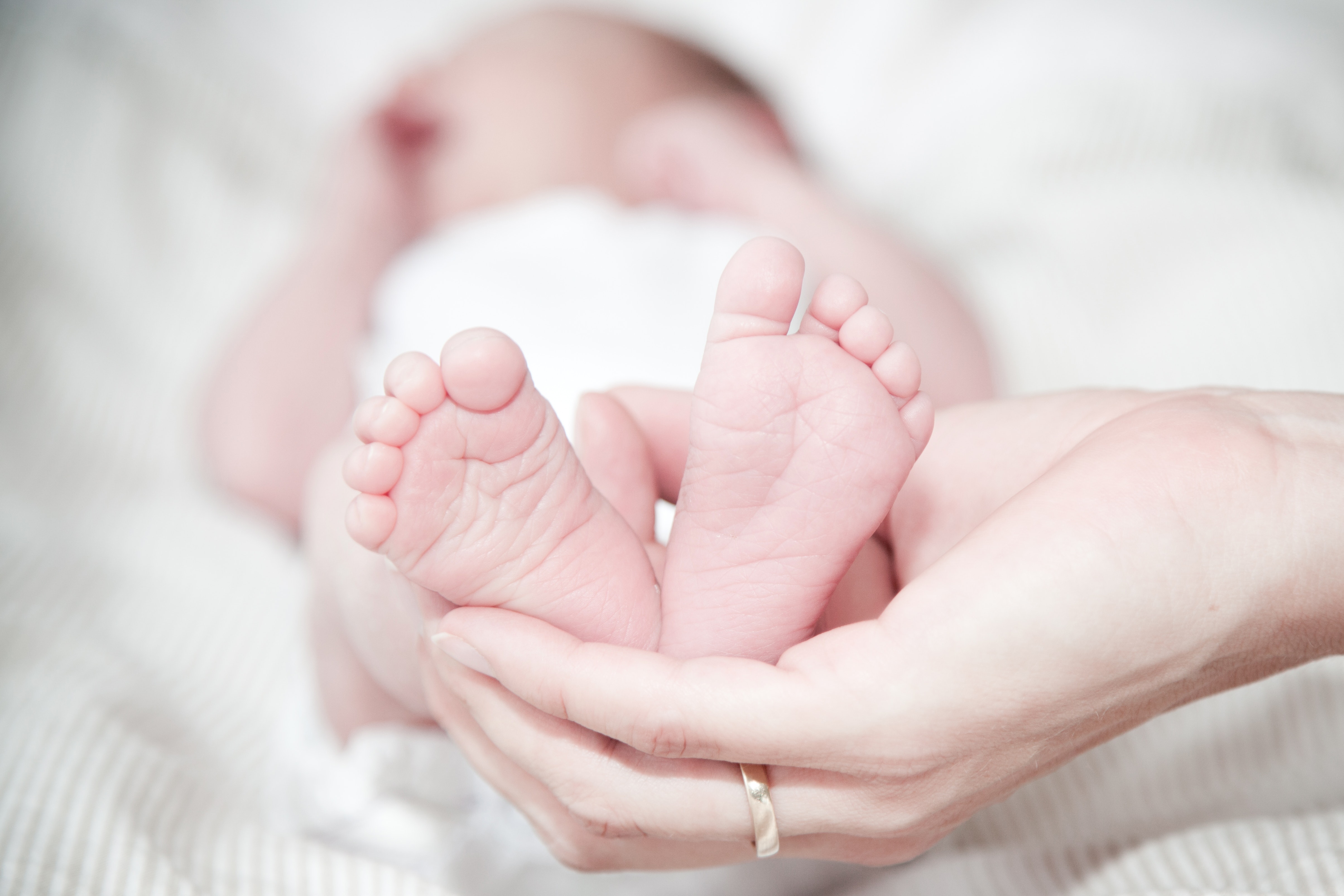 bien masser bébé